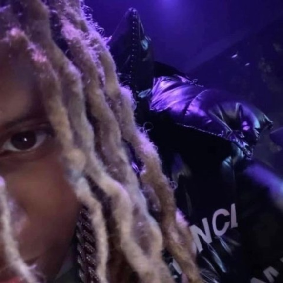 Meet your Posher, Lawrence - Picture 1 of 1